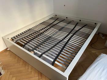 Bettgestell mit Lattenrost ohne Matratze