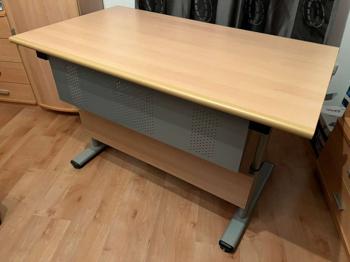 Höhen verstellbarer Kinder Tisch