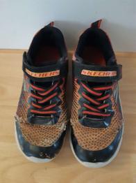 Schuhe Skechers Gr. 33