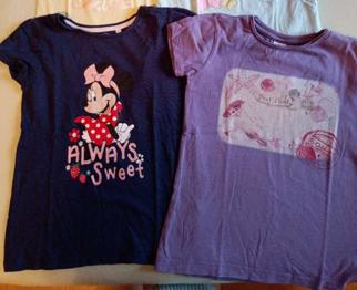 (reserviert) T-Shirts Gr 122 (e)