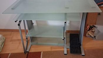 Schreibtisch aus Glas zu verschenken