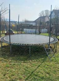 Trampolin