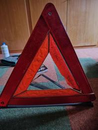 Warndreieck / Pannendreieck - klappbar, mit Reflektorflächen