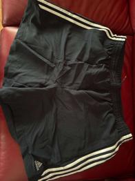 Kurze Adidas Hose 2XL unisex