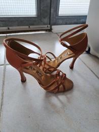 (reserviert) Tanzschuhe Ray Rose Gr. 4