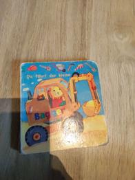Da fährt der kleine Bagger
