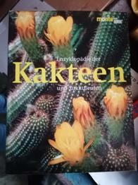 Diverse Bücher Kakteen Guinness Buch..