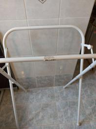 Babybadewannenständer