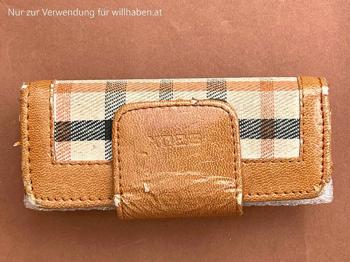 Handyhalfter mit Metall klammer, passt für Nokia 630 u. a.