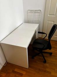 Schreibtisch und Drehstuhl, Tisch+ Stuhl