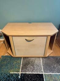 TV Schrank mit Klappfach