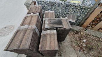 (reserviert) Dachziegel Bramac zu verschenken