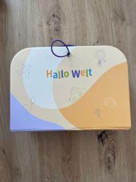 Hallo-Welt Koffer von DM