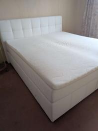 (reserviert) modernes Polsterbett in Lederoptik