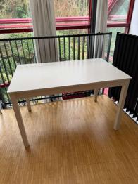 Schreibtisch/ Esstisch