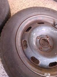 Stahlfelgen mit Reifen