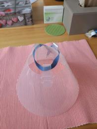 Operationstrichter( Halskrause) NEU