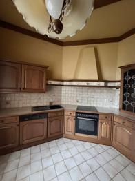 (reserviert) Echtholz Küche inkl. Sitzecke