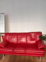 Couch Sofa rot gebraucht zu verschenken