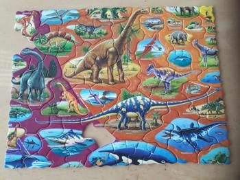 Dinosaurier Puzzle 33x25cm 83 Stücke (2 Stücke fehlen)