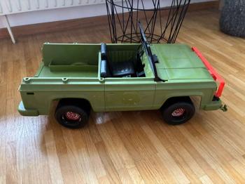 (reserviert) Spielzeug Auto