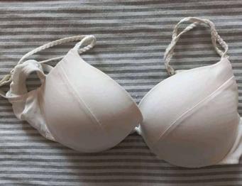 Weißer BH aus Satin 75 B