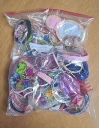 (reserviert) Armschmuck, Armreifen und Diverses