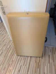 (reserviert) Massagetisch