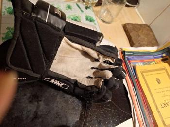 (reserviert) Eishockeyhandschuhe