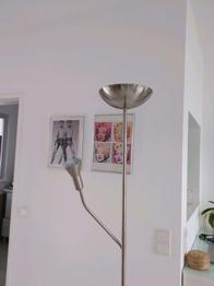 Deckenfluter (defekt) mit Leselampe (funktionsfähig)