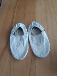 Gymnastikschuhe / Turnpatschen Gr. 31