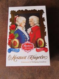 Schachtel aus stabiler Pappe, zu verschenken