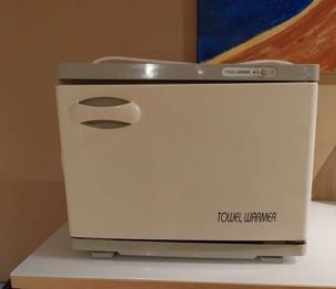 Tuchwärmer für Massage oder Fußpflege