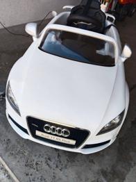 (reserviert) Kinder Fahrzeug Audi tt