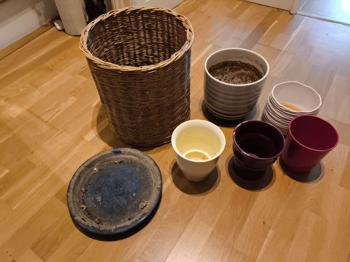 Blumentöpfe zu verschenken