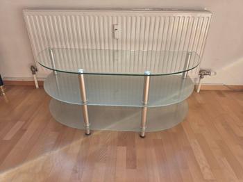 Halbrunder Glastisch - Elegant & Modern