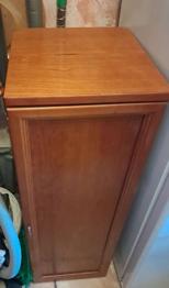 Kästchen zu verschenken / (weitere Möbeln vorhanden diese fast geschenkt. Text bitte lesen)