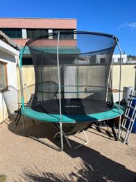 Verschenke Trampolin