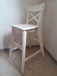 (reserviert) Kinderhochstuhl