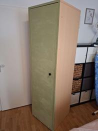 Kleiderschrank