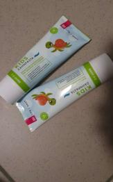 Zahnpasta 2x ungeöffnet