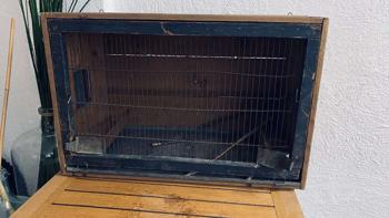 Hasen bzw. Hennekiste