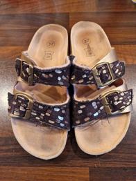 Schlapfen Gr. 37, Hausschuhe, Sandalen, Pantoffeln