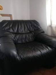 Altes Lederfauteuil gut erhalten