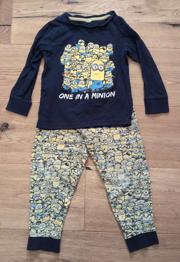 Minion Pyjama Loch in der Hose 98/104