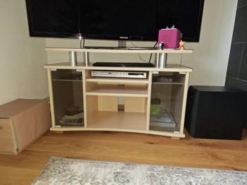 Fernsehtisch