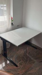 Schreibtisch / Zeichentisch