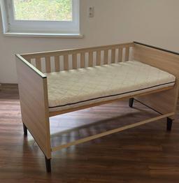 Gitterbett als Beistellbett