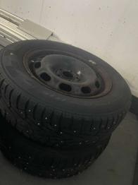 4x Stahlfelgen mit Spikereifen