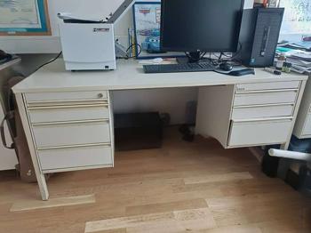 Schreibtische Bene, 160x80, 2 Stück vorhanden